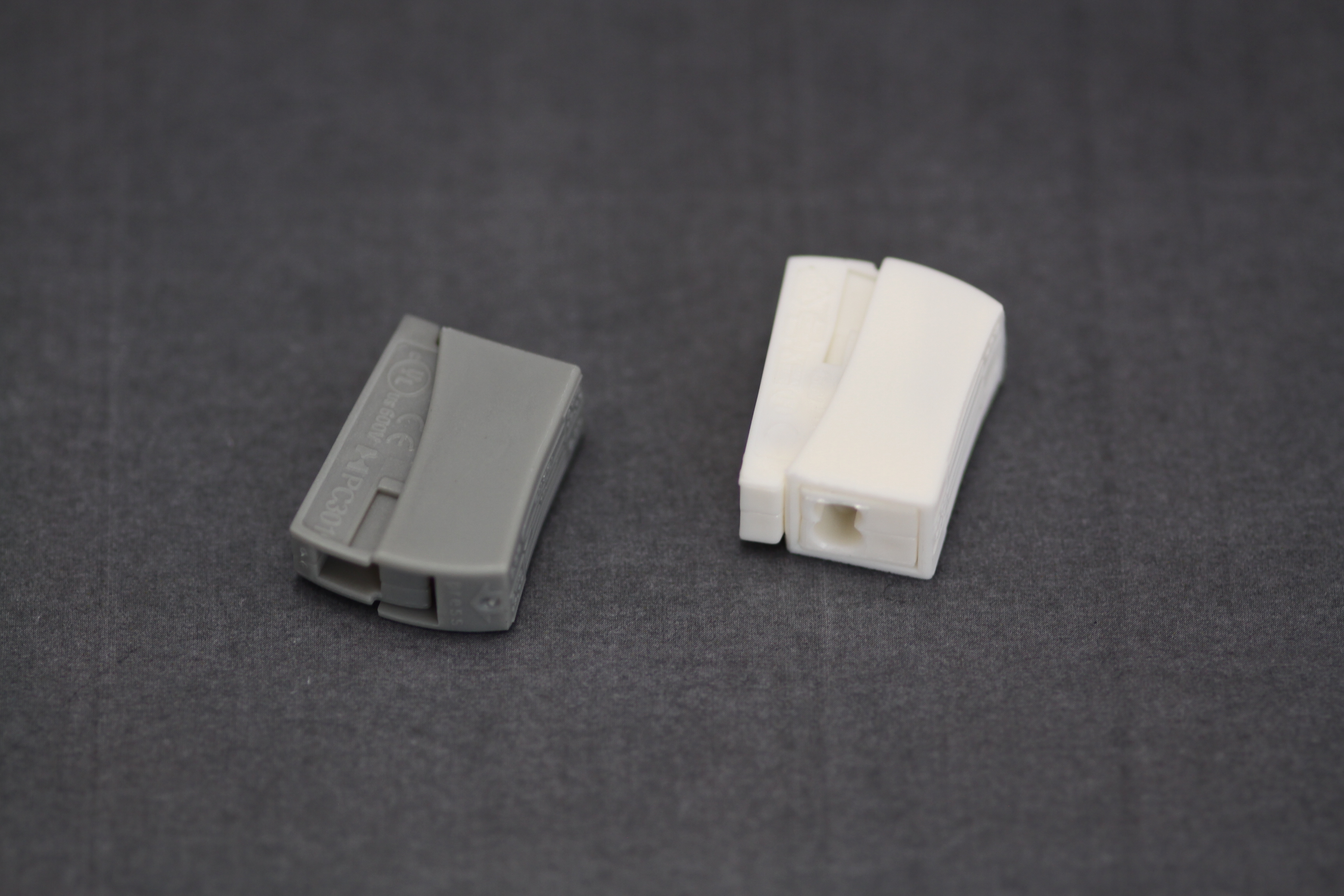 PC301/302燈具連接器